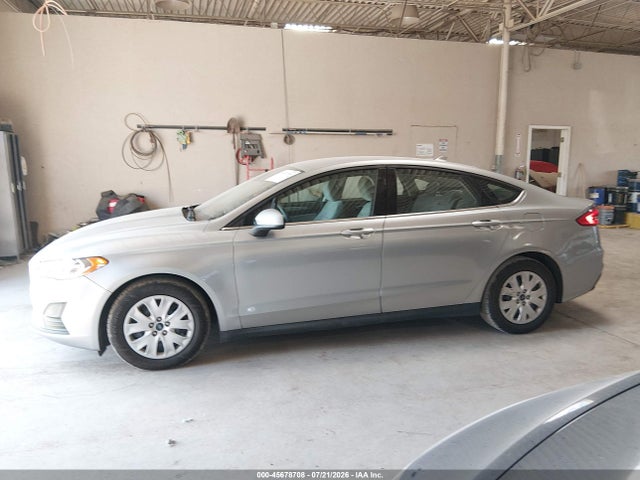 3FA6P0G72LR140389 Ford FUSION S