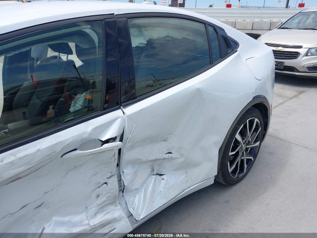 JTDACACU6R3014660 Toyota Prius Prime Xse