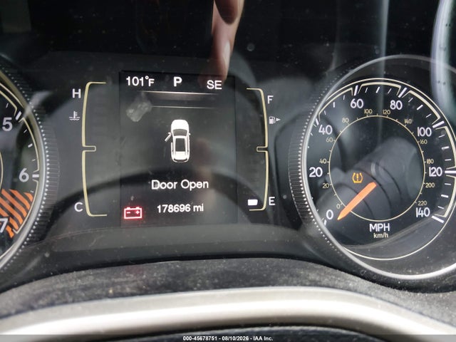 Jeep Cherokee Latitude 2015 1C4PJMCB7FW744474 Image 7
