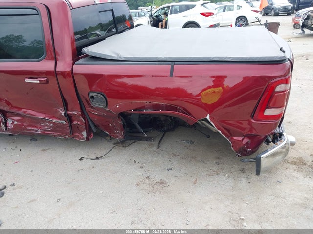 Продажа на аукционе авто 2020 Ram 1500 Laramie  4x4 5'7 Box, vin: 1C6SRFJT4LN416545, номер лота: 45678816