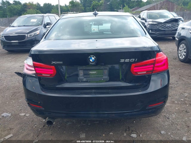 Aukcja sprzedaży 2017 Bmw 320i Xdrive, vin: WBA8A3C31HK692399, numer aukcji: 45678856