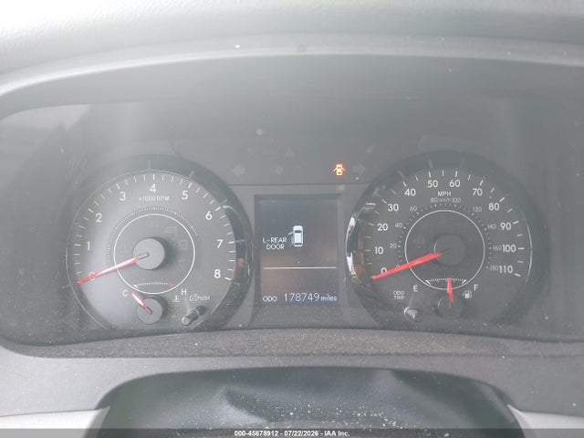 45678912 :رقم المزاد ، 5TDKK3DCXGS695619 vin ، 2016 Toyota Sienna Le 8 Passenger مزاد بيع