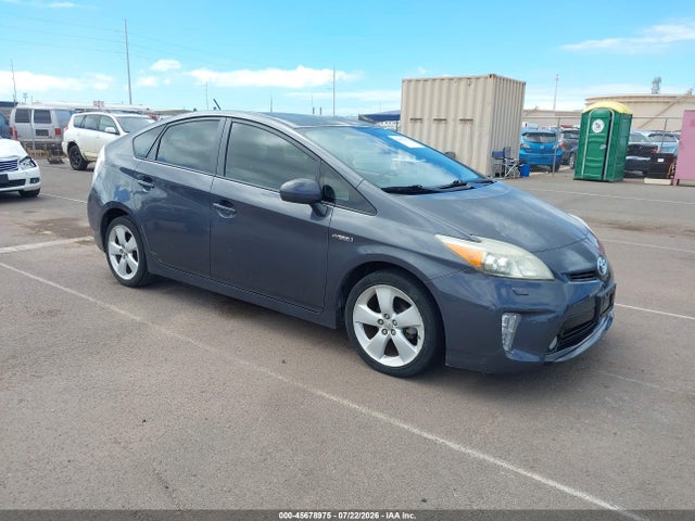 45678975 :رقم المزاد ، JTDKN3DU8D1705122 vin ، 2013 Toyota Prius Five/four/three/three Se/two مزاد بيع