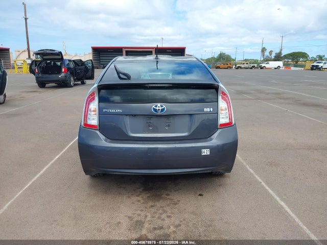 45678975 :رقم المزاد ، JTDKN3DU8D1705122 vin ، 2013 Toyota Prius Five/four/three/three Se/two مزاد بيع