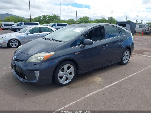 45678975 :رقم المزاد ، JTDKN3DU8D1705122 vin ، 2013 Toyota Prius Five/four/three/three Se/two مزاد بيع