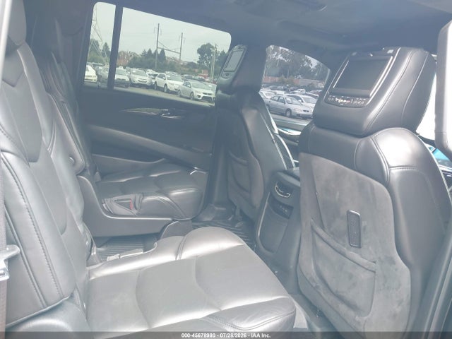 45678980 :رقم المزاد ، 1GYS4KKJ1HR271469 vin ، 2017 Cadillac Escalade Esv Platinum مزاد بيع