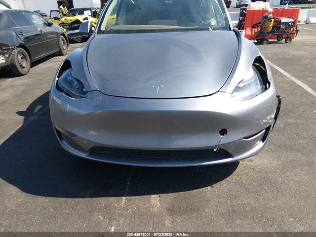 7SAYGAEEXRF204685 Tesla Model Y Long Range Dual Motor All-wheel Drive