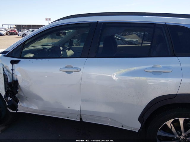 Toyota Corolla Cross Xle 2024 7MUDAAAG1RV096088 Image 13