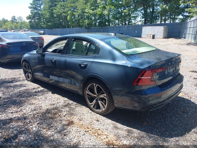 Aukcja sprzedaży 2024 Volvo S60 B5 Core Dark Theme, vin: 7JRL12FK3RG327609, numer aukcji: 45679037
