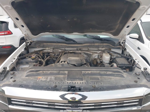 1GC1CUEGXJF215683 Chevrolet Silverado 2500hd Wt