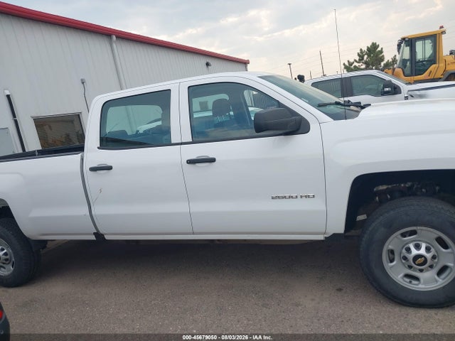 1GC1CUEGXJF215683 Chevrolet Silverado 2500hd Wt