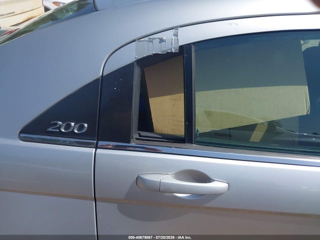 Продаж на аукціоні авто 2012 Chrysler 200 Touring, vin: 1C3CCBBB0CN146182, номер лоту: 45679067