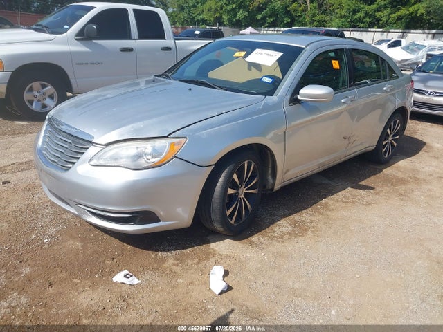 Продаж на аукціоні авто 2012 Chrysler 200 Touring, vin: 1C3CCBBB0CN146182, номер лоту: 45679067