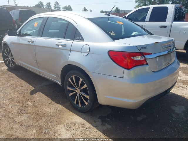 Продаж на аукціоні авто 2012 Chrysler 200 Touring, vin: 1C3CCBBB0CN146182, номер лоту: 45679067