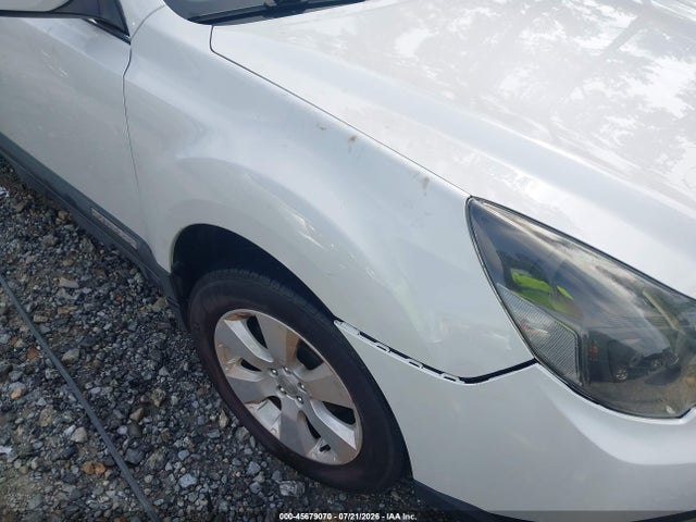 45679070 :رقم المزاد ، 4S4BRCCC6A3368863 vin ، 2010 Subaru Outback 2.5i Premium مزاد بيع