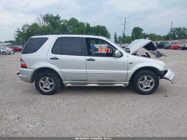 45679072 :رقم المزاد ، 4JGAB54E11A289351 vin ، 2001 Mercedes-benz Ml 320 مزاد بيع