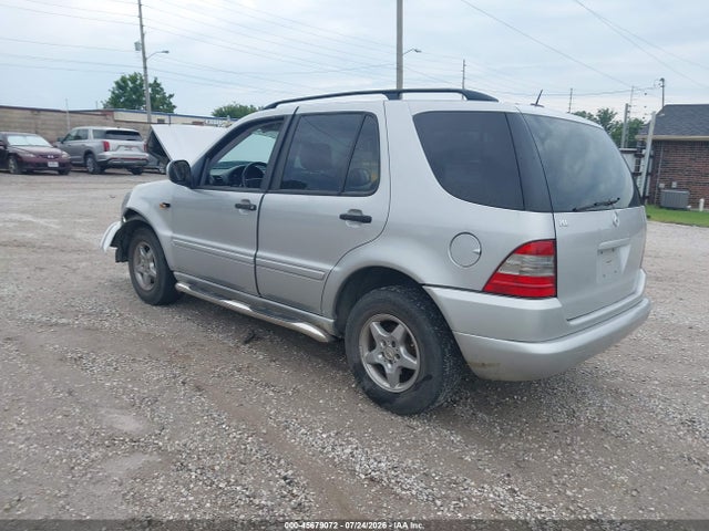 45679072 :رقم المزاد ، 4JGAB54E11A289351 vin ، 2001 Mercedes-benz Ml 320 مزاد بيع