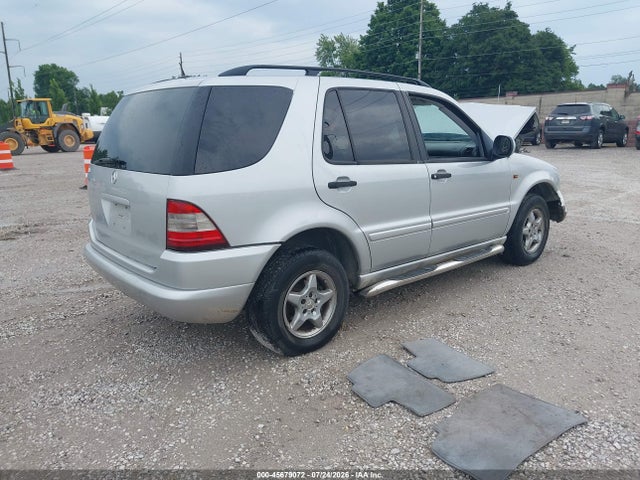 45679072 :رقم المزاد ، 4JGAB54E11A289351 vin ، 2001 Mercedes-benz Ml 320 مزاد بيع