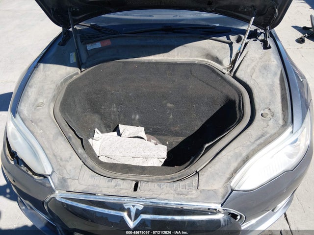 45679097 :رقم المزاد ، 5YJSA1E44FF103892 vin ، 2015 Tesla Model S 85d/p85d مزاد بيع