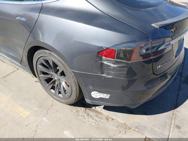45679097 :رقم المزاد ، 5YJSA1E44FF103892 vin ، 2015 Tesla Model S 85d/p85d مزاد بيع