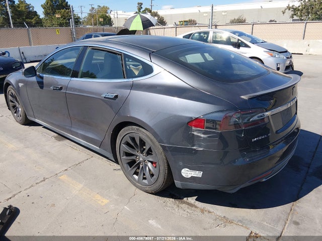 45679097 :رقم المزاد ، 5YJSA1E44FF103892 vin ، 2015 Tesla Model S 85d/p85d مزاد بيع