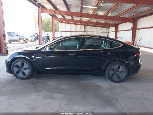 Продаж на аукціоні авто 2018 Tesla Model 3 Long Range/mid Range, vin: 5YJ3E1EA1JF059406, номер лоту: 45679122
