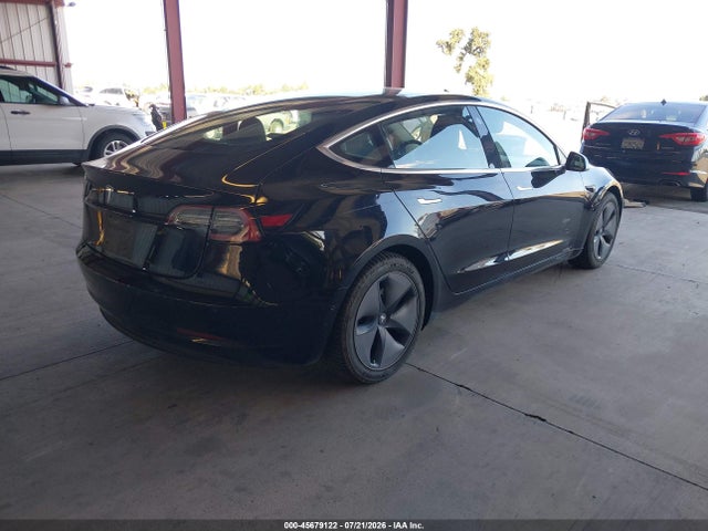 Продаж на аукціоні авто 2018 Tesla Model 3 Long Range/mid Range, vin: 5YJ3E1EA1JF059406, номер лоту: 45679122