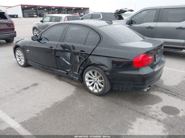 45679182 :رقم المزاد ، WBAPK7C5XBA818709 vin ، 2011 Bmw 328i Xdrive مزاد بيع