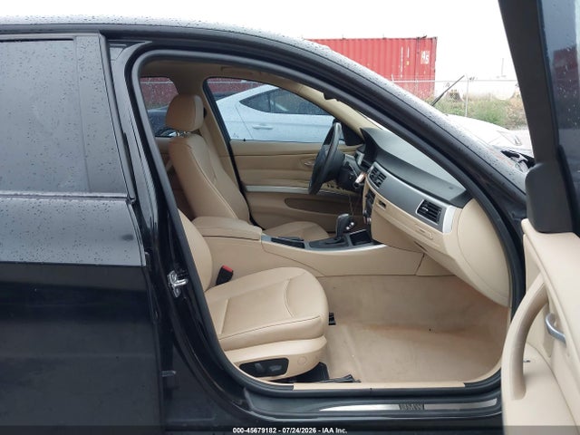 45679182 :رقم المزاد ، WBAPK7C5XBA818709 vin ، 2011 Bmw 328i Xdrive مزاد بيع