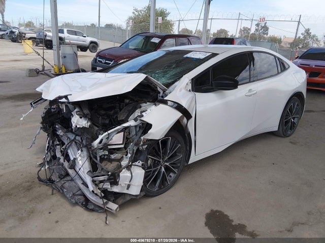 JTDACAAU1P3006966 Toyota PRIUS XLE