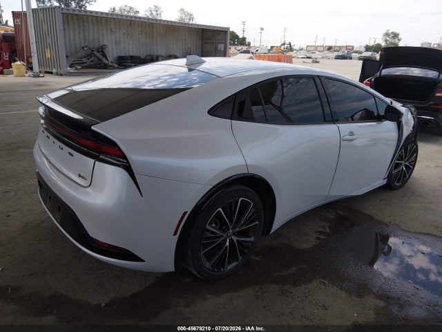 JTDACAAU1P3006966 Toyota PRIUS XLE