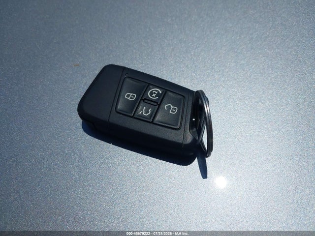 45679222 :رقم المزاد ، 3VV3B7AX3NM020700 vin ، 2022 Volkswagen Tiguan 2.0t Se مزاد بيع