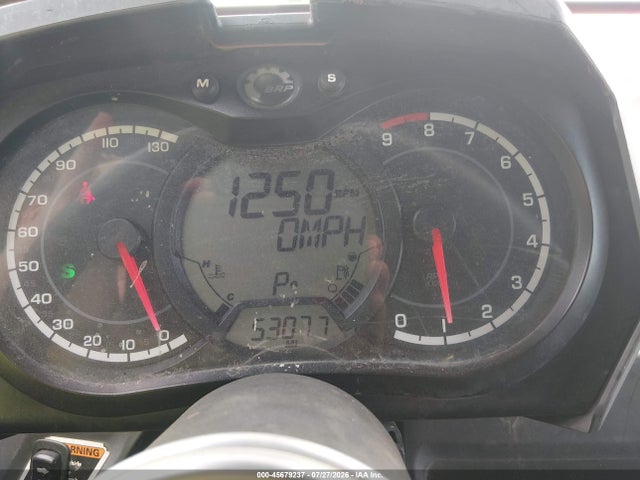 45679237 :رقم المزاد ، 3JBKKHP17CJ000261 vin ، 2012 Can-am Commander 1000 Xt مزاد بيع