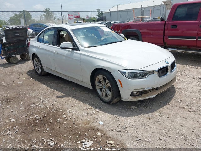 45679238 :رقم المزاد ، WBA8E3G53GNU00071 vin ، 2016 Bmw 328i Xdrive مزاد بيع