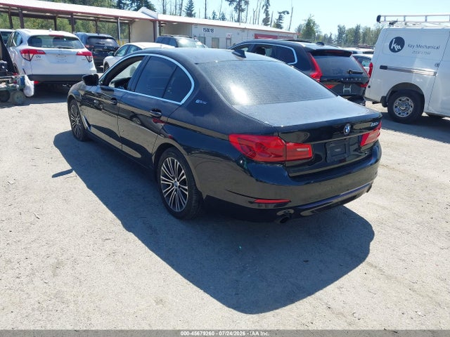 WBAJB1C51KB375363 BMW 530e Xdrive Iperformance