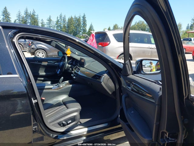 WBAJB1C51KB375363 BMW 530e Xdrive Iperformance