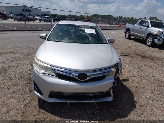 45679266 :رقم المزاد ، 4T1BF1FKXEU367943 vin ، 2014 Toyota Camry Le مزاد بيع
