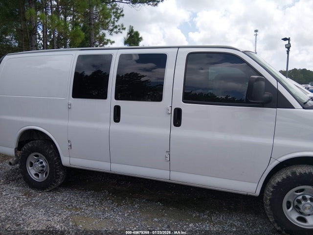 1GCWGAFP3M1252549 Chevrolet Express Cargo Rwd 2500 Regular Wheelbase Wt