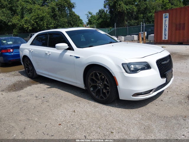 Aukcja sprzedaży 2016 Chrysler 300 300s Alloy Edition, vin: 2C3CCABG3GH269429, numer aukcji: 45679380