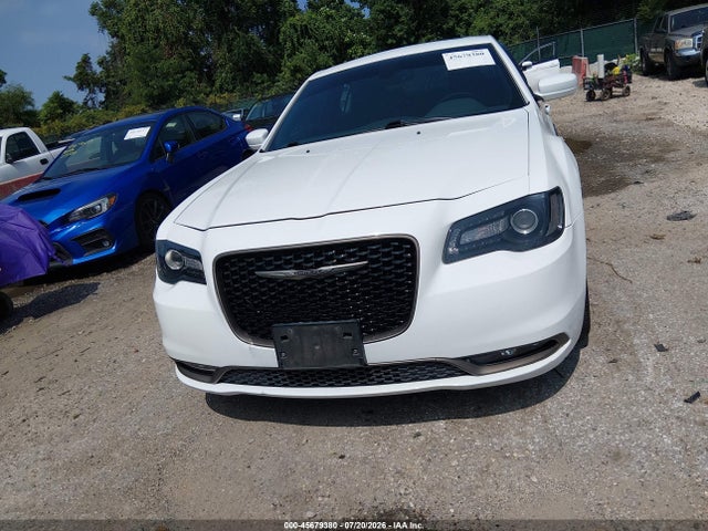Aukcja sprzedaży 2016 Chrysler 300 300s Alloy Edition, vin: 2C3CCABG3GH269429, numer aukcji: 45679380