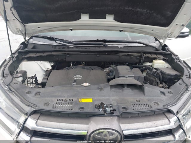 2018 Toyota Highlander Limited Platinum მანქანა იყიდება აუქციონზე, vin: 5TDYZRFHXJS265923, აუქციონის ნომერი: 45679381