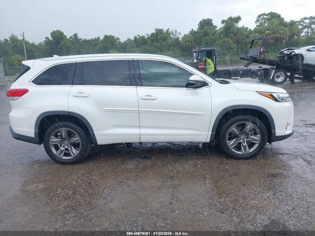 2018 Toyota Highlander Limited Platinum მანქანა იყიდება აუქციონზე, vin: 5TDYZRFHXJS265923, აუქციონის ნომერი: 45679381
