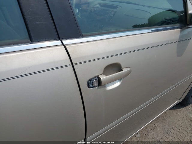45679387 :رقم المزاد ، JTDBE32K720049743 vin ، 2002 Toyota Camry Le مزاد بيع