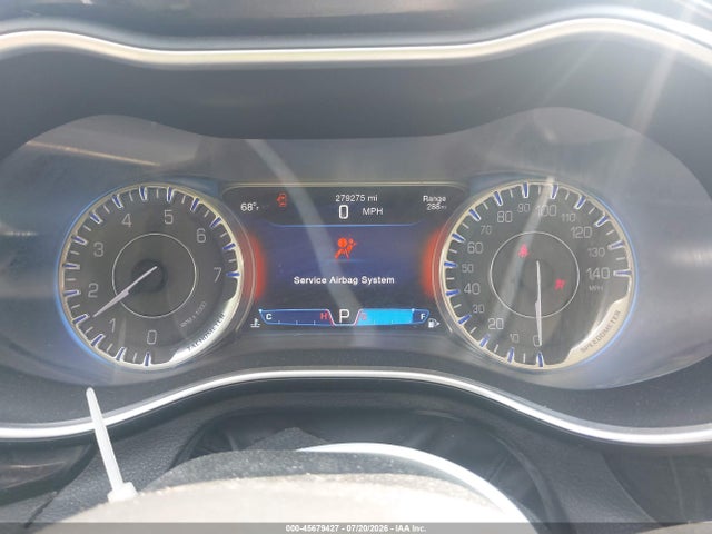 2015 Chrysler 200 C მანქანა იყიდება აუქციონზე, vin: 1C3CCCCB1FN653973, აუქციონის ნომერი: 45679427