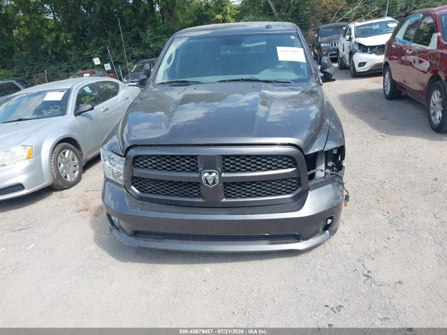 45679457 :رقم المزاد ، 3C6RR7KTXFG700410 vin ، 2015 Ram 1500 Express مزاد بيع