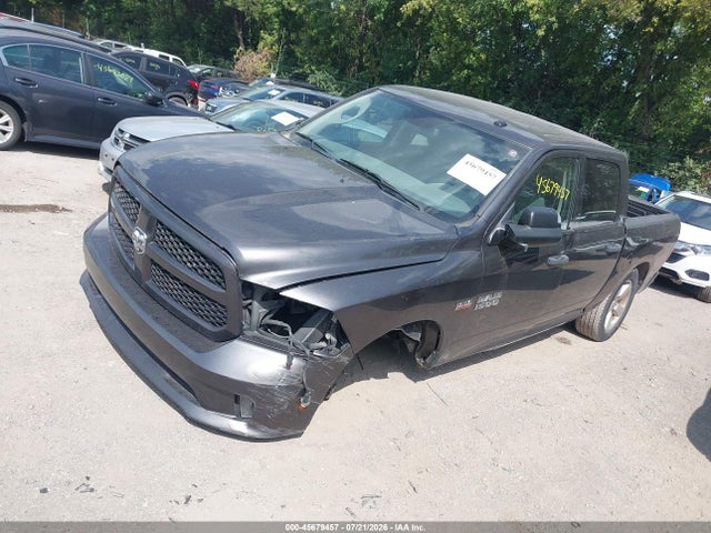 45679457 :رقم المزاد ، 3C6RR7KTXFG700410 vin ، 2015 Ram 1500 Express مزاد بيع