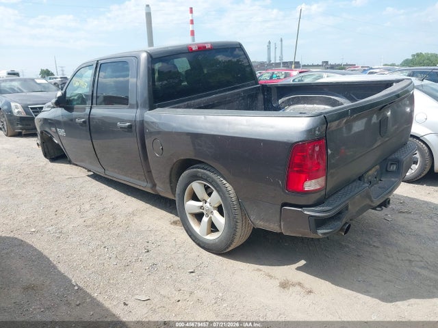 45679457 :رقم المزاد ، 3C6RR7KTXFG700410 vin ، 2015 Ram 1500 Express مزاد بيع