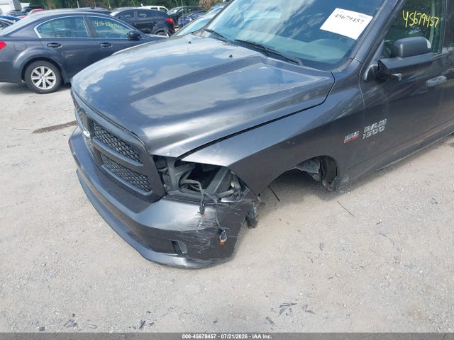 45679457 :رقم المزاد ، 3C6RR7KTXFG700410 vin ، 2015 Ram 1500 Express مزاد بيع