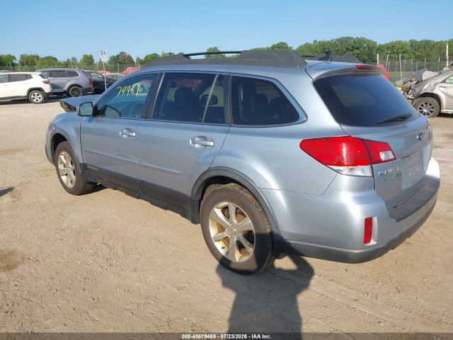 Продажа на аукционе авто 2014 Subaru Outback 2.5i Limited, vin: 4S4BRCLC0E3281515, номер лота: 45679469