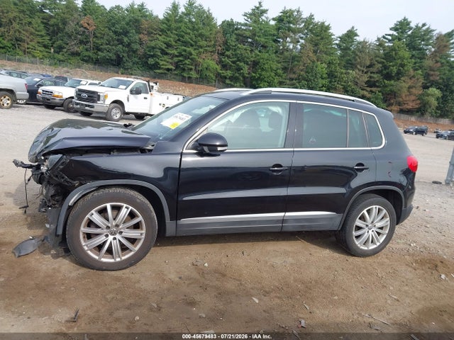 WVGBV3AX9EW562762 Volkswagen Tiguan Sel